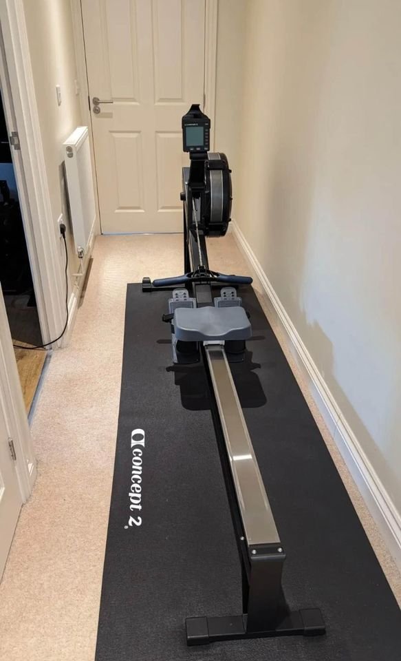 CONCEPT 2 MODEL D WITH PM5 IN BLACK, OUTSTANDING CONDITION