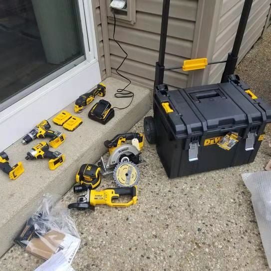 DeWALT DCKTS781D2M1 20V MAX cordless lithium-ion 7 tool kit with sturdy system