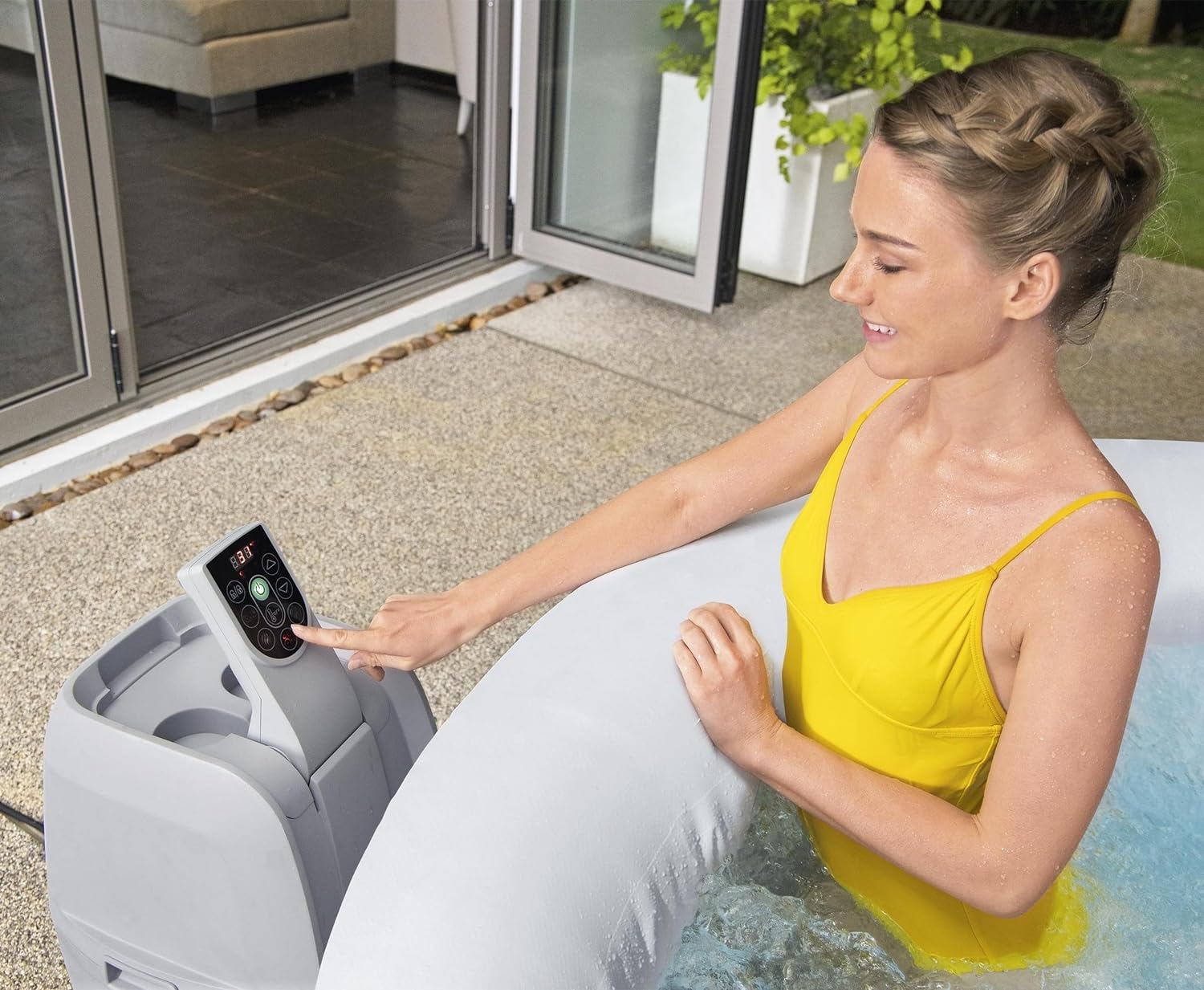 Coleman Tahiti EnergySense AirJet Inflatable Hot Tub Spa 71