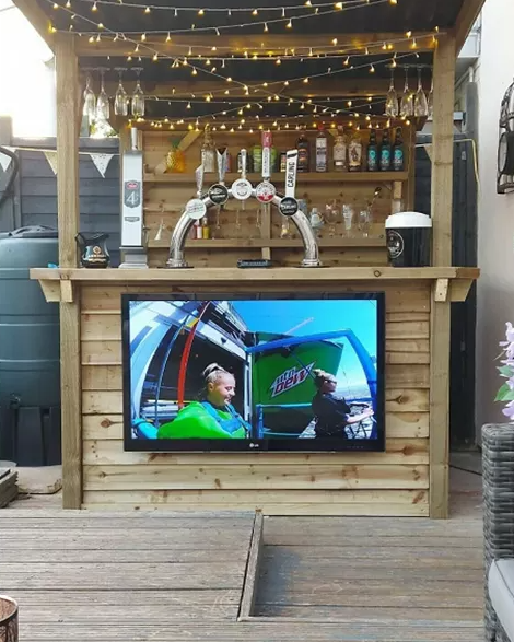 Garden Bar - Outdoor Treated Wood - Corrugated Waterproof Roof - Tiki Bar DIY Kit