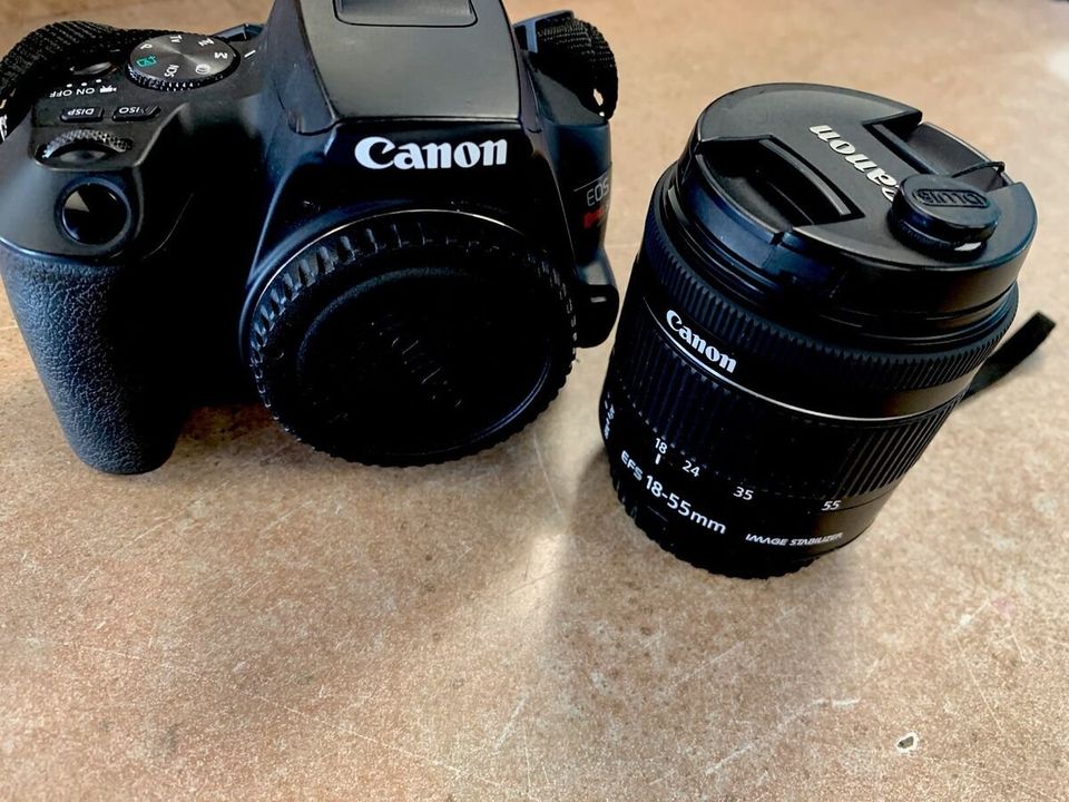 EOS 550D 18.0MP Digital SLR Camera with EF