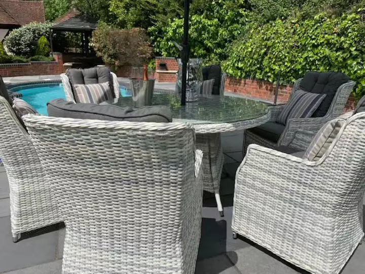 Set of 6 Portland Armchairs 1.6m Rectangle