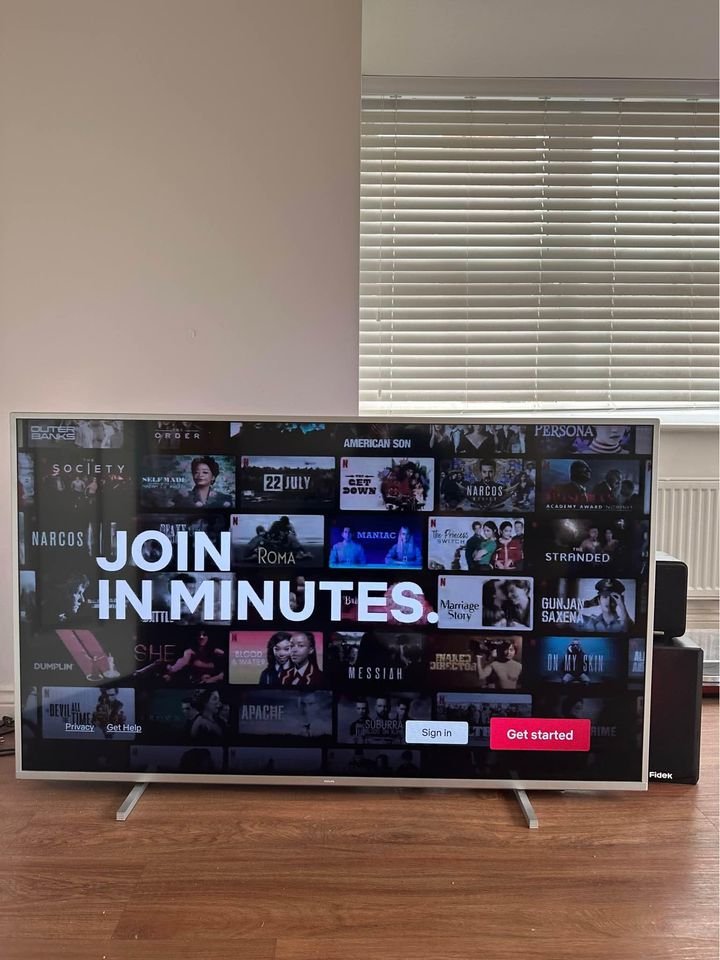 55”4K ultra HDR ambient light smart TV'