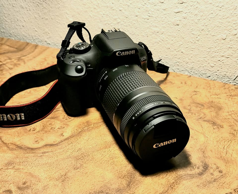 EOS Rebel T7 DSLR Camera2 Lens Kit with EF18-55mm + EF 75-300mm Lens, Black