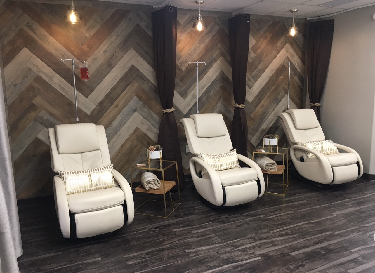 【Furniture】Human Touch WholeBody 7.1 Living Room Recliner Massage Chair