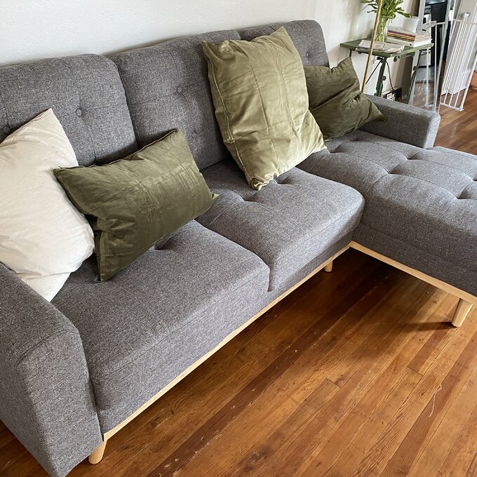 【Furniture】Jaheim 91'' Upholstered Sleeper Sofa