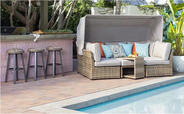 Capri Outdoor Daybed