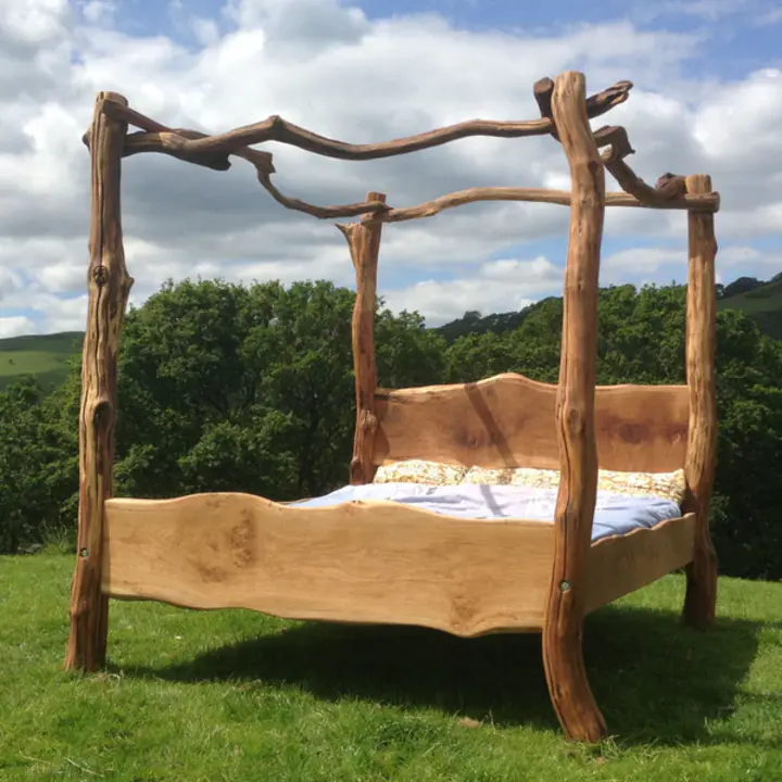 【Furniture】Rustic Oak Four Poster Tree Bed (comes with full size mattress)