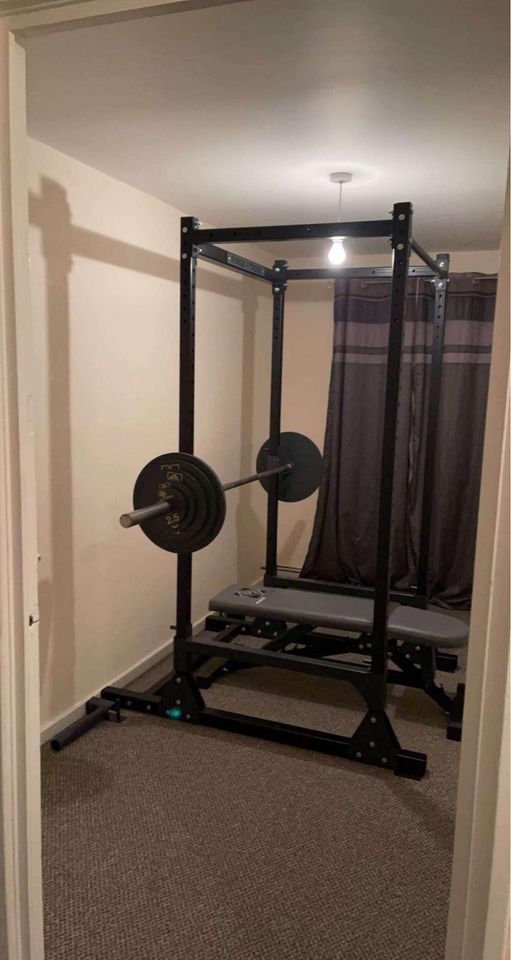Power rack set w/bar and weights