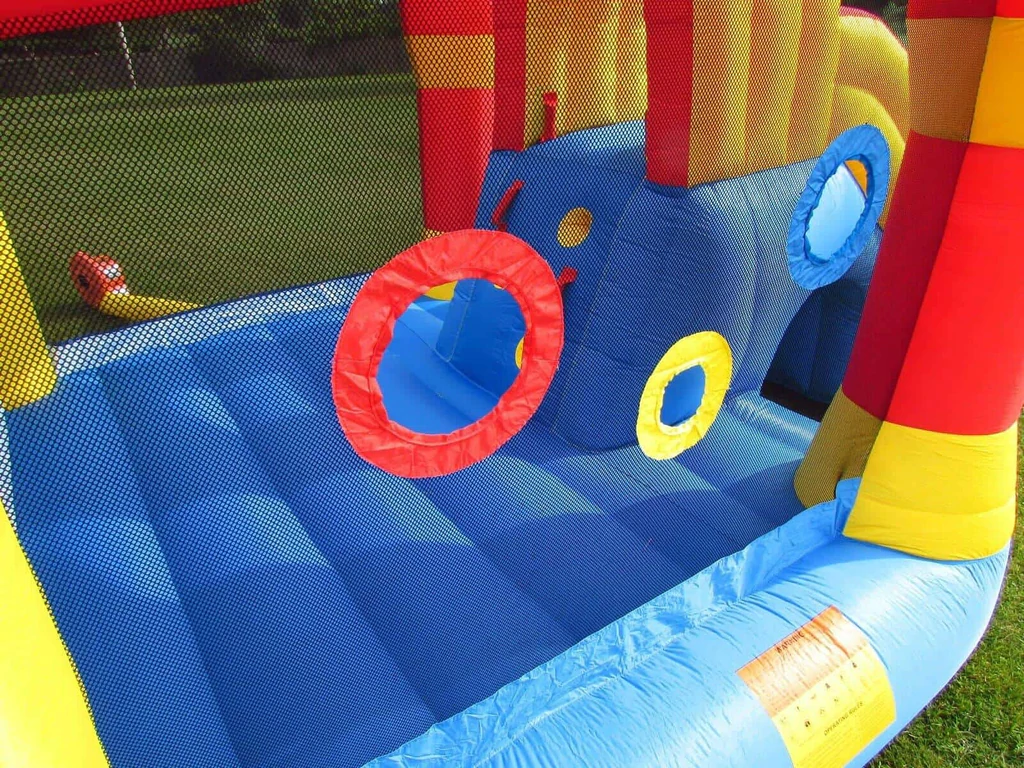 BEBOP ULTIMATE COMBO KIDS BOUNCY CASTLE AND SLIDE.