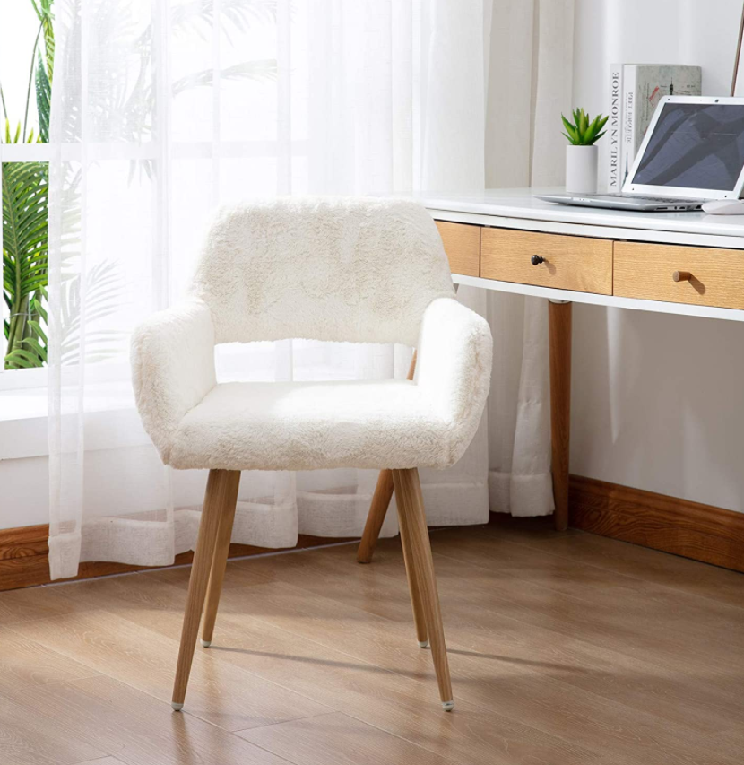 SSLine Faux Fur Vanity Chair Elegant White Furry Makeup Desk Chairs for Girls Women Modern Comfy Fluffy Arm Chair with Wood Look Metal Legs in Bedroom Living Room