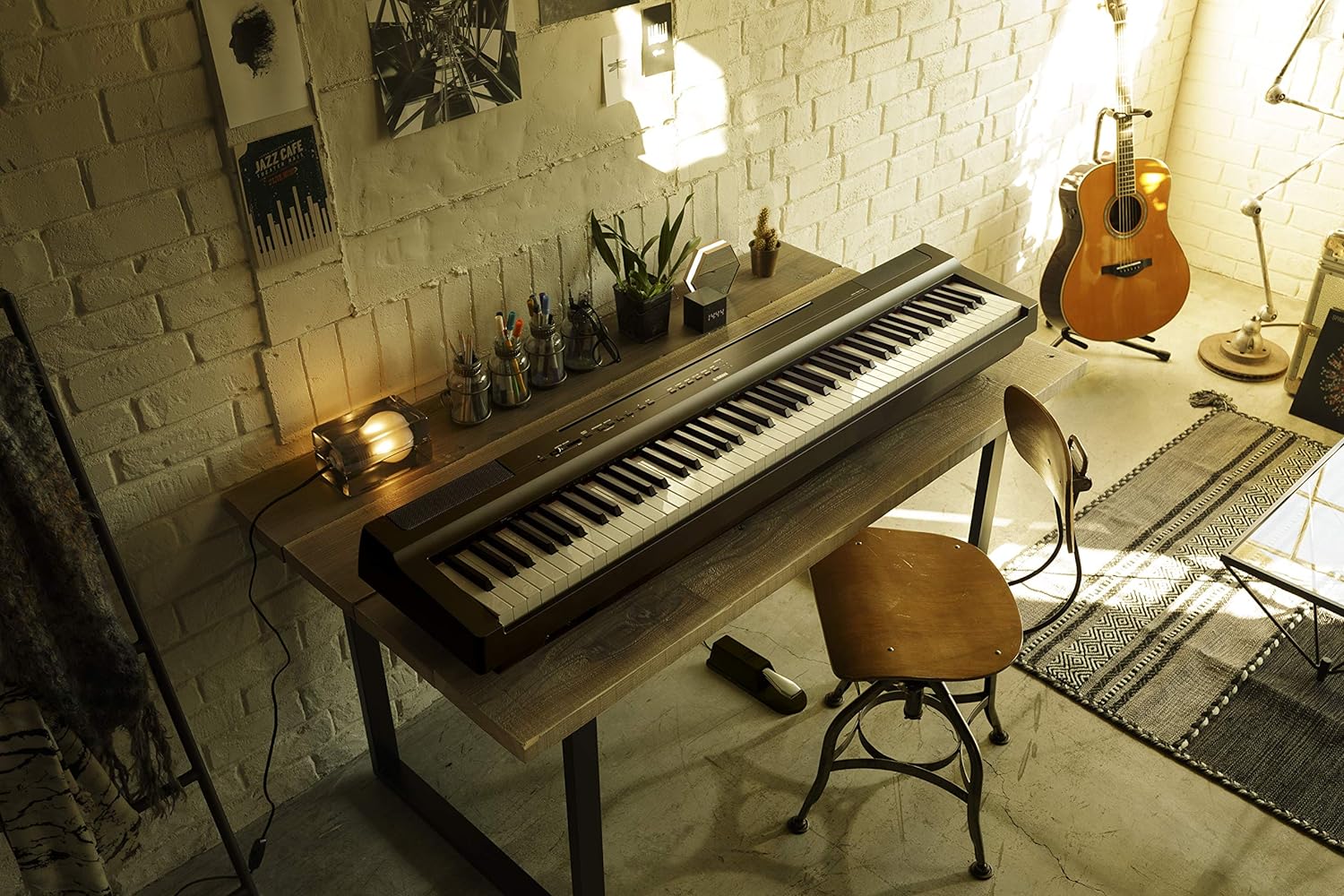 P125 88-Key Weighted Action Digital Piano with Power Supply and Sustain Pedal