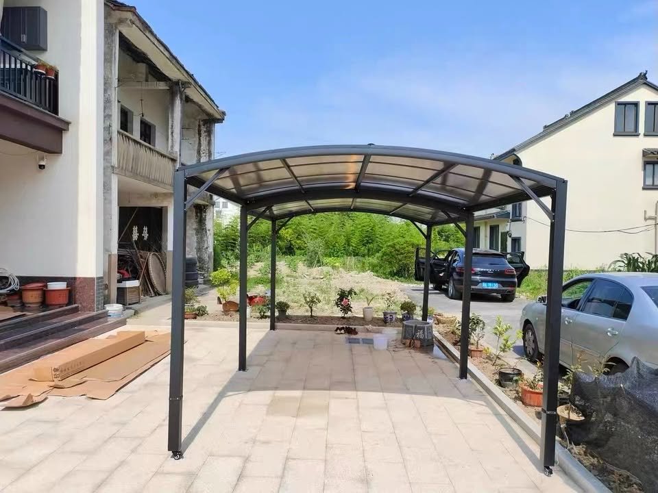 Retractable aluminum printed circuit board for 2.9 x 5.45 meter outdoor awning