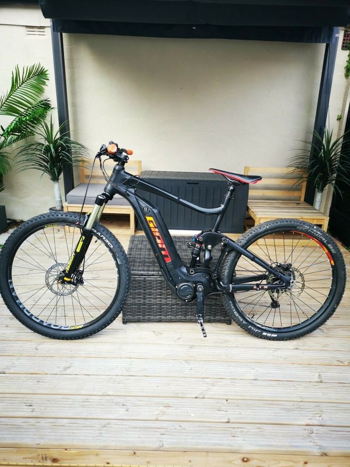 Giant Full E+1 Full Suspension Electric Mountain Bike
