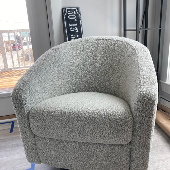 【Furniture】Madison Swivel Glider