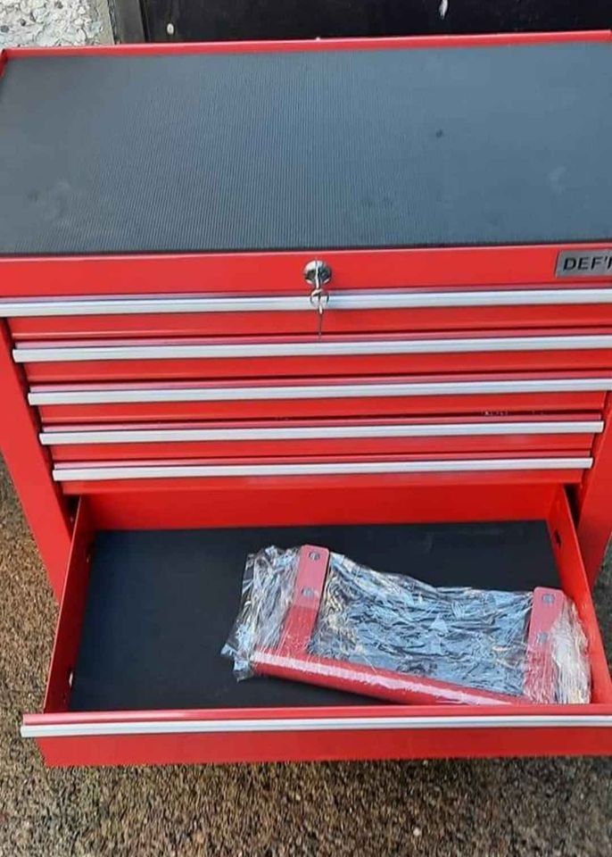 300-piece tool box