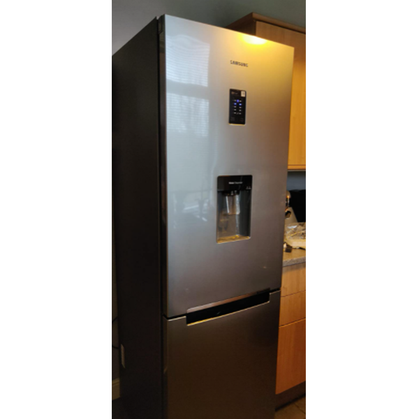 RB31FDRNDSA – freestanding – 308 litres – A+ – metallic fridge-freezer – fridge-freezers (freestanding, graphite, metallic, up-right, LED, glass, 308 litres) [Energy Class A+]