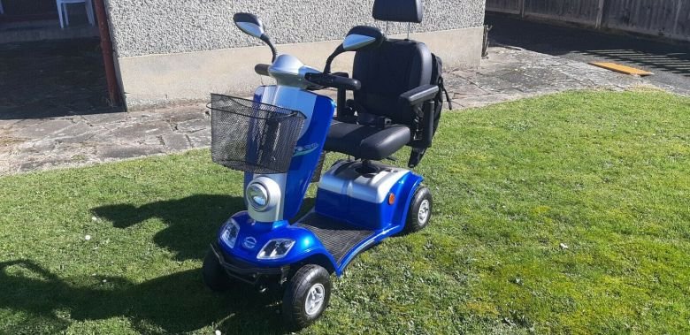 KYMCO MAXI XLS 8MPH MOBILITY SCOOTER.HEAVY DUTY MOBILITY SCOOTER